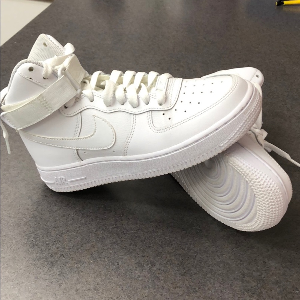 Nike Air Force 1